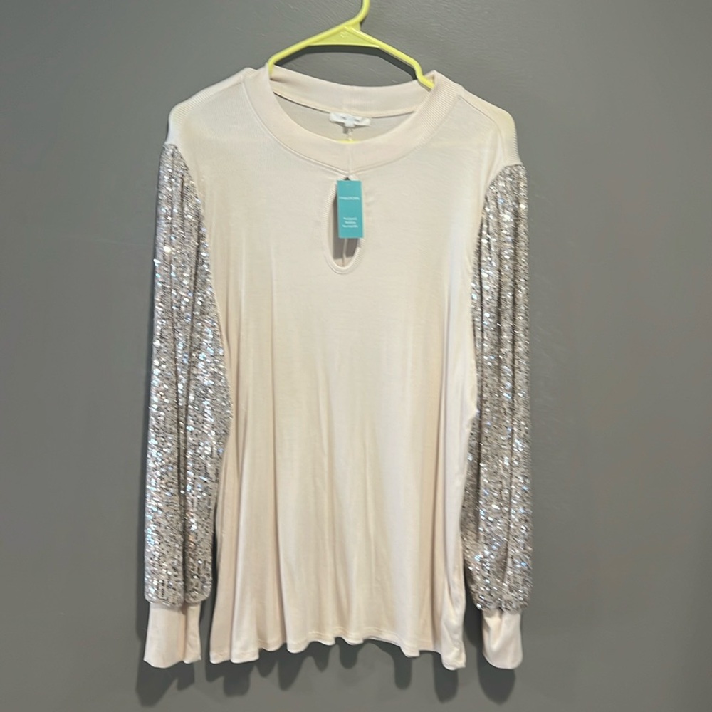 Maurice’s top
